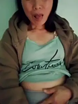 Snapshot of Lili-123k chatting on 10, 1, 2026 Lili-123k online show from 10, 1, 2026