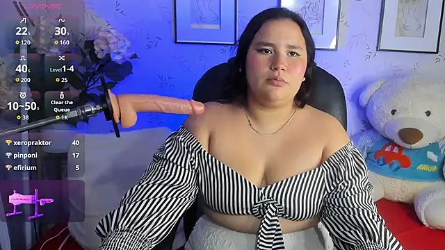 lucyylinnn online show from 3, 12, 2025