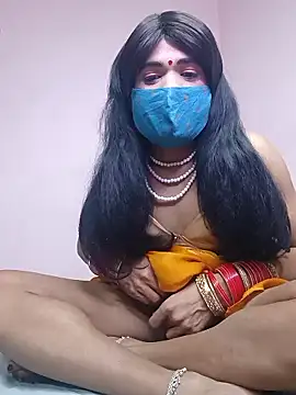 Lovely Ladyboy star online show from 5, 1, 2026