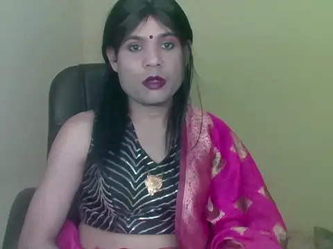 Lovely Ladyboy star online show from 19, 3, 2026