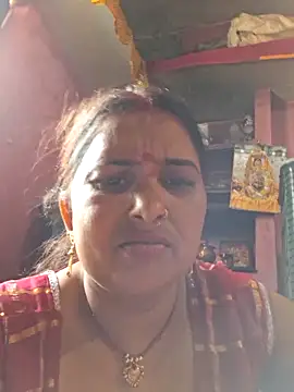 Snapshot of Your-shreya143 chatting on 19, 5, 2026 Your-shreya143 online show from 19, 5, 2026