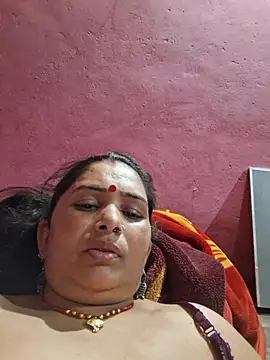 Snapshot of Your-shreya143 chatting on 7, 6, 2026 Your-shreya143 online show from 7, 6, 2026