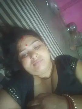 Your-shreya143 online show from 2, 7, 2026