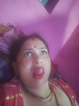 Your-shreya143 online show from 23, 7, 2026
