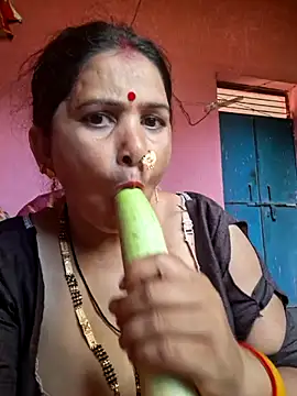 Your-shreya143 online show from 24, 7, 2026