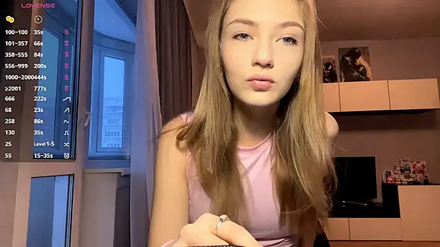 Snapshot of AveryBerkson chatting on 20, 12, 2025 AveryBerkson online show from 20, 12, 2025