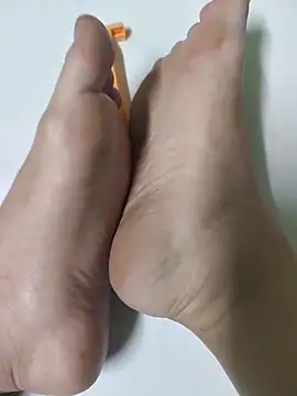 Miky Lyn online show from 2, 3, 2026