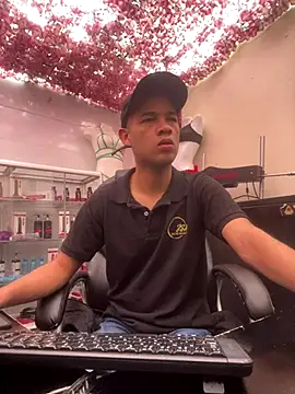 Snapshot of SweeXioji chatting on 18, 12, 2025 SweeXioji online show from 18, 12, 2025