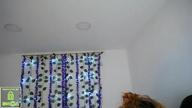 Mia Duque1999 online show from 11, 4, 2026