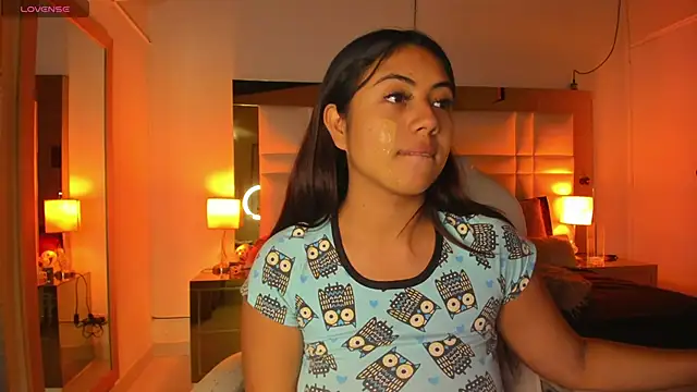 Snapshot of Zoei_Moon chatting on 16, 6, 2026 Zoei Moon online show from 16, 6, 2026