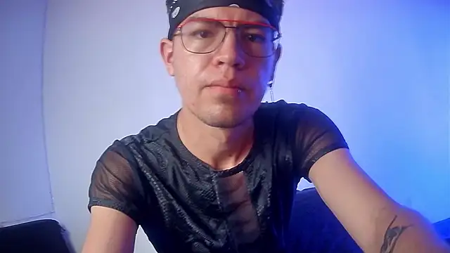 nicolatinboy online show from 12, 2, 2026