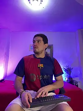 williamsmiiths16 online show from 9, 4, 2026