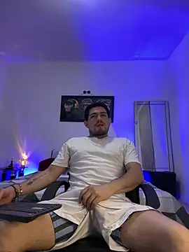 williamsmiiths16 online show from 19, 5, 2026