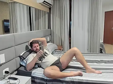 Snapshot of RipMyUnderwear chatting on 4, 12, 2025 RipMyUnderwear online show from 4, 12, 2025