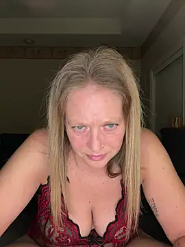 MissyLovelace online show from 6, 2, 2026