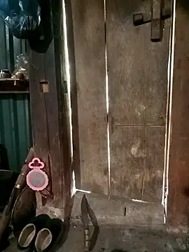 sary-hot2x online show from 11, 1, 2026