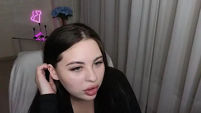 Deborah lowe online show from 3, 12, 2025