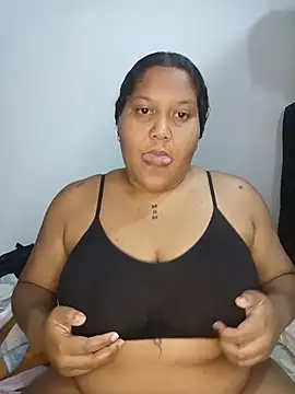 Snapshot of VaneandRossy chatting on 18, 6, 2026 VaneandRossy online show from 18, 6, 2026