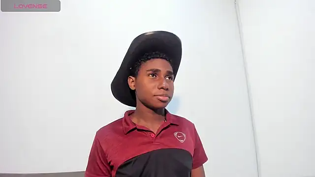 Snapshot of teylor_lovee chatting on 3, 2, 2026 teylor lovee online show from 3, 2, 2026