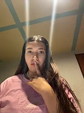 Alix Rousses21 online show from 11, 4, 2026