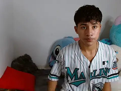 Snapshot of Sebas_Ross04 chatting on 5, 1, 2026 Sebas Ross04 online show from 5, 1, 2026