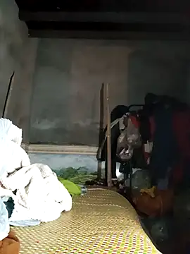 Snapshot of lux-angel chatting on 21, 12, 2025 lux-angel online show from 21, 12, 2025