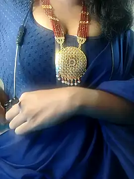 Snapshot of Preeti345 chatting on 22, 7, 2026 Preeti345 online show from 22, 7, 2026