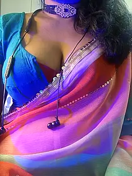 Snapshot of Preeti345 chatting on 26, 7, 2026 Preeti345 online show from 26, 7, 2026