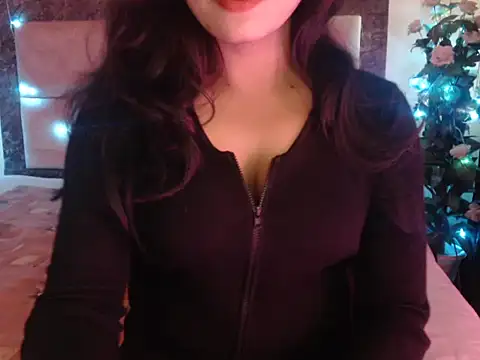 Lola Bebe online show from 10, 4, 2026