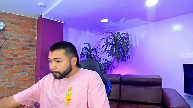 HotThreesoome online show from 16, 12, 2025