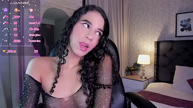 Snapshot of ariana__rosse chatting on 5, 7, 2026 ariana rosse online show from 5, 7, 2026