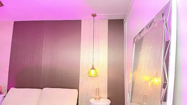 Snapshot of AprillRoss chatting on 15, 1, 2026 AprillRoss online show from 15, 1, 2026