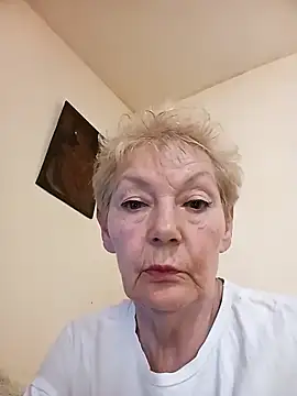 Snapshot of Calypso-Loove chatting on 4, 6, 2026 Calypso-Loove online show from 4, 6, 2026