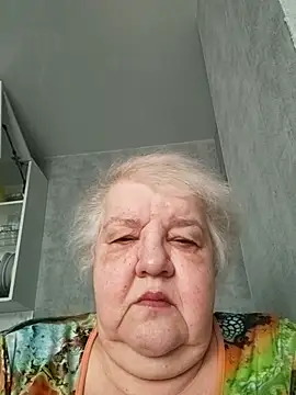 HapinessLovee online show from 27, 2, 2026