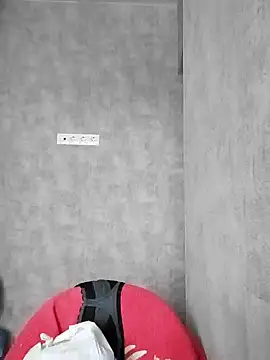 HapinessLovee online show from 16, 4, 2026