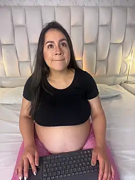 Snapshot of LissaBaker chatting on 27, 2, 2026 LissaBaker online show from 27, 2, 2026