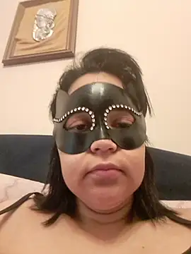 h4cPaolaMascherata online show from 11, 4, 2026