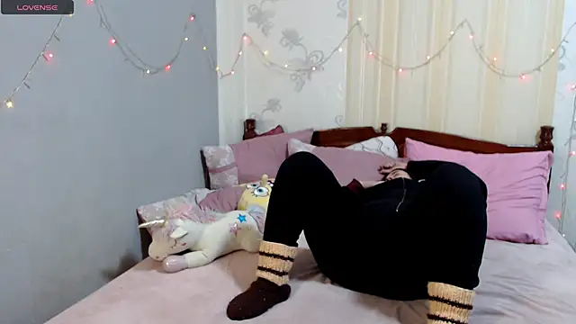 SashaBond online show from 8, 2, 2026