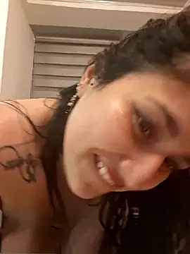 Snapshot of Magenta_Moon chatting on 20, 5, 2026 Magenta Moon online show from 20, 5, 2026