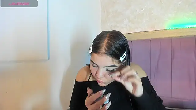 alunnaclarkcm online show from 15, 12, 2025