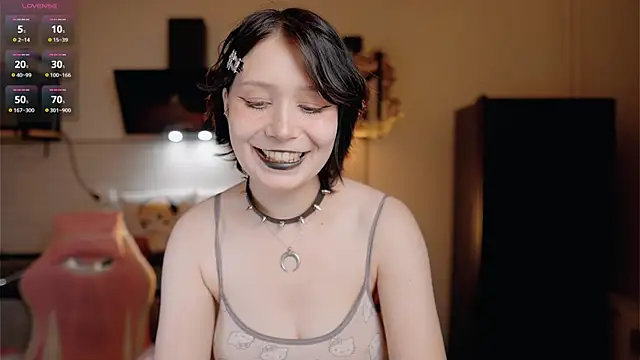 Snapshot of Nickari chatting on 26, 6, 2026 Nickari online show from 26, 6, 2026