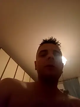 Snapshot of HootedSnow chatting on 15, 5, 2026 HootedSnow online show from 15, 5, 2026
