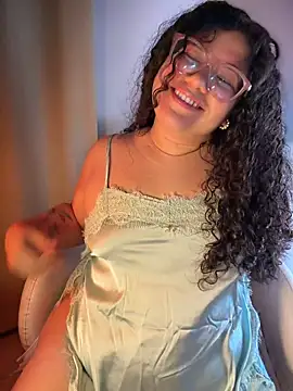 VanesssaMilf  online show from 30, 6, 2026