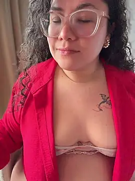 VanesssaMilf  online show from 13, 7, 2026