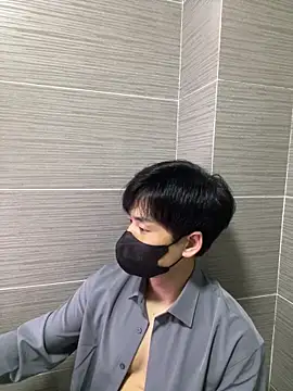 kimze7 online show from 17, 4, 2026