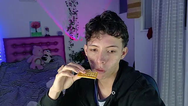 Dani Dancer online show from 14, 7, 2026