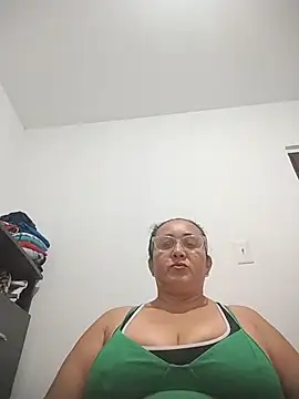 Nini Love  online show from 2, 2, 2026