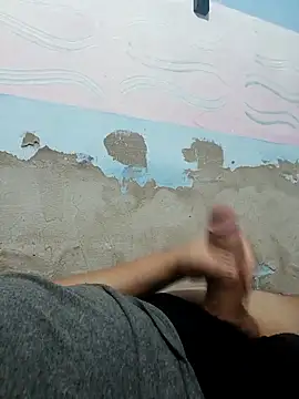 Snapshot of AVALIAminhaPika chatting on 9, 2, 2026 AVALIAminhaPika online show from 9, 2, 2026