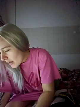 ChristinaWheeled11 online show from 29, 3, 2026