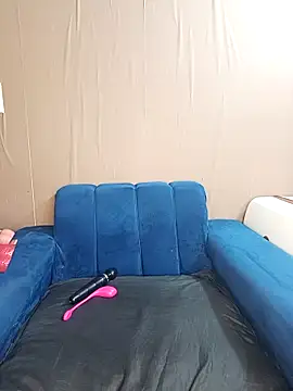 ChoklitBerryXX online show from 18, 3, 2026